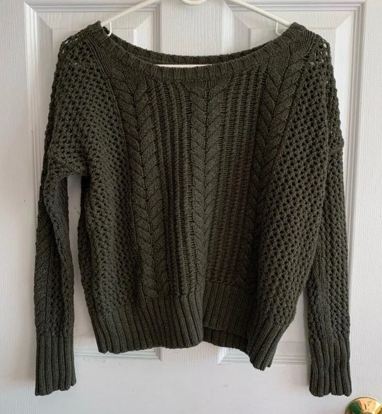 American Eagle green Sweater  - Image 2