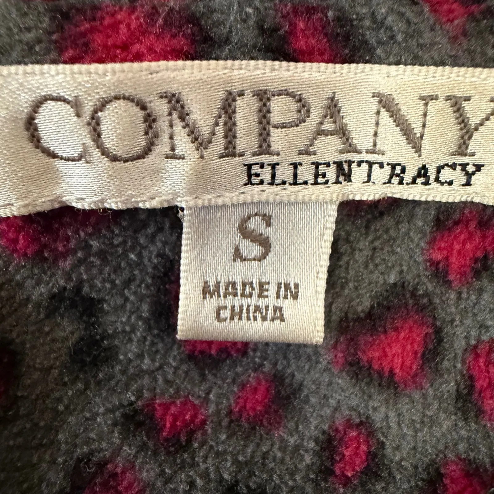 Company Ellen Tracy Women's Small Gray Pink Leopard Fleece Pajama Set - Image 5