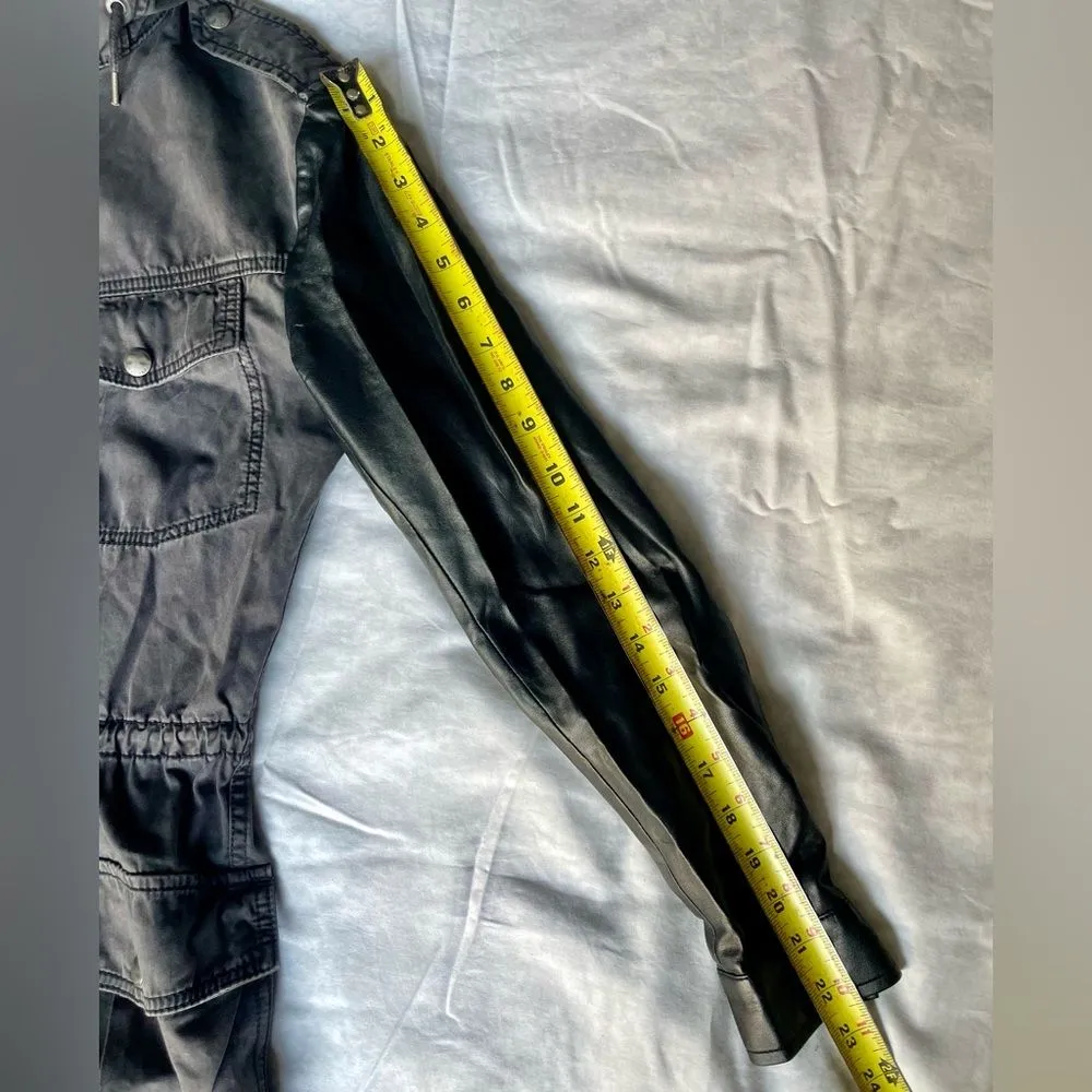 Aritzia Talula Faded Black Cotton Field Jacket w/ Pockets, Faux Leather Sleeves - Image 6