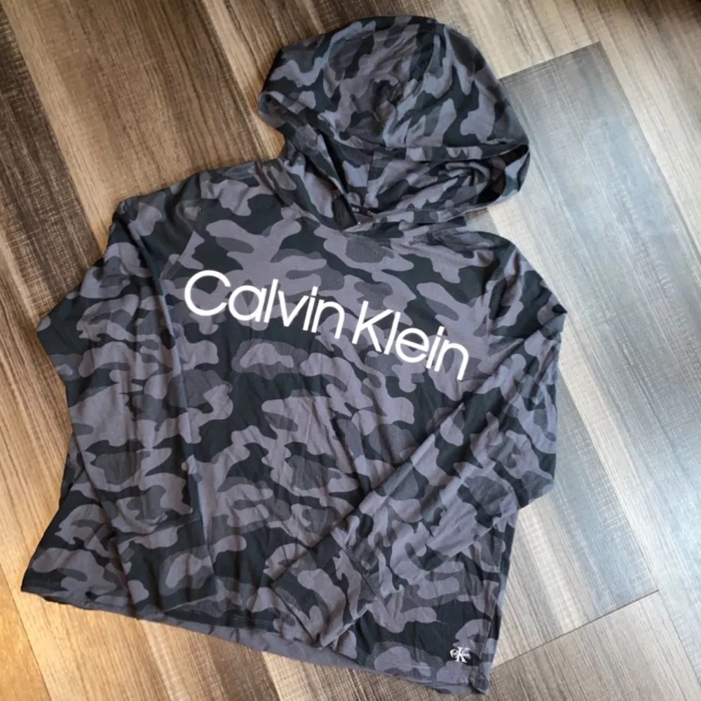 Calvin Klein  Camouflage Hoodie - Image 2