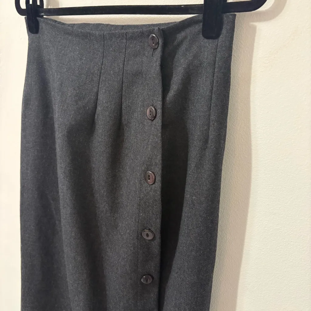 Vintage Jacobson’s Signature 100% Wool Gray Button Front Skirt Sz 10 - Image 2