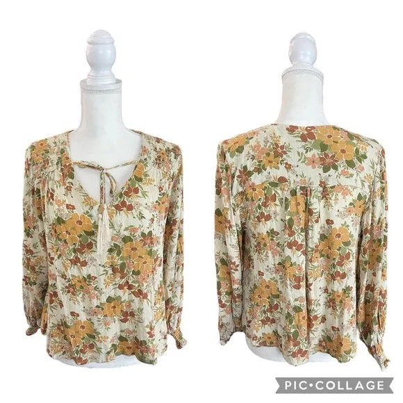 Cupcakes and Cashmere Boho Floral Metallic Threads Long Sleeves Top Size XS NWT - Image 2