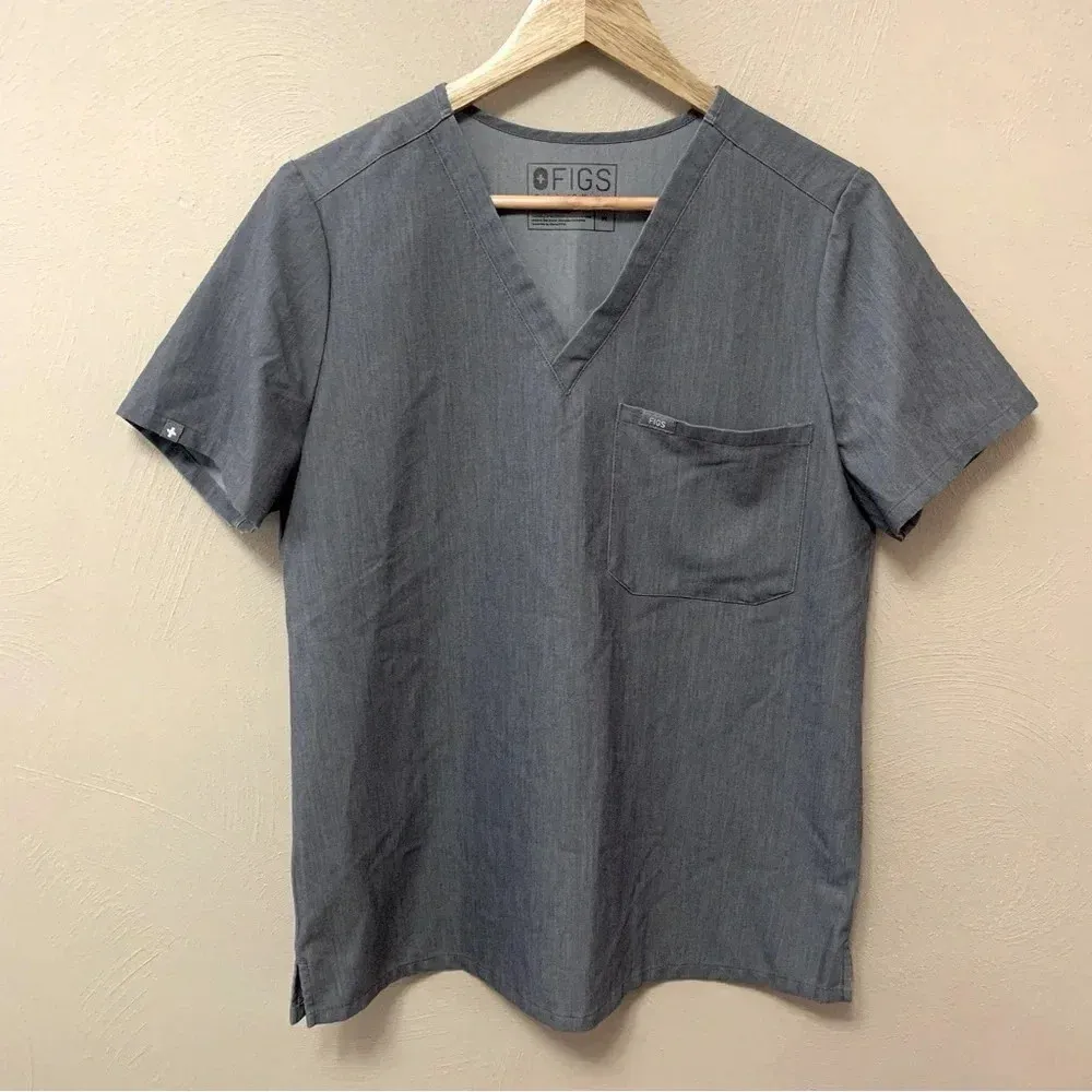 FIGS Catarina One-Pocket Scrub Top Gray Grey Size Medium - Image 3
