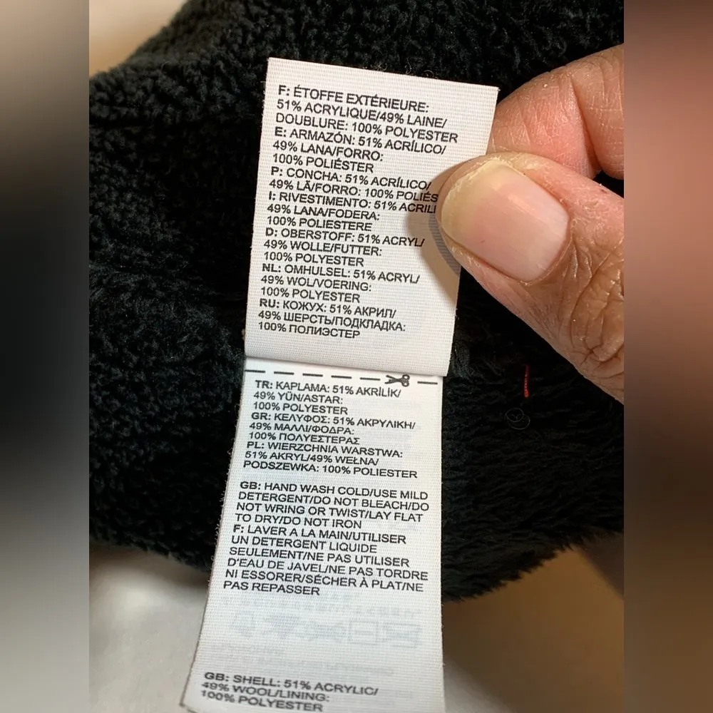 The North Face Chunky Ribbed Beanie One Size Unisex knit snow hat - Image 6