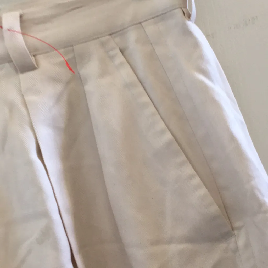 FINAL MARKDOWN Ladies Tommy bahama silk shorts 6 - Image 2