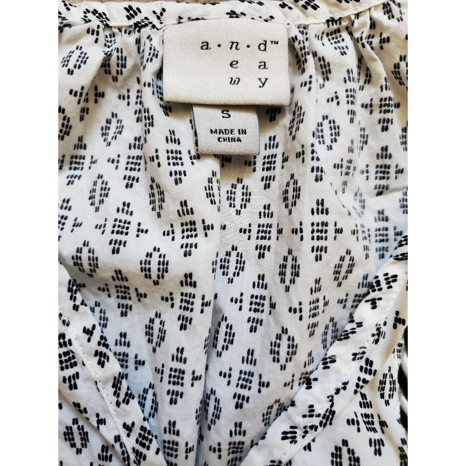 A New Day Shirt Women Small White Boho V - Image 3