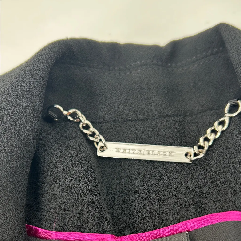 Sophisticated Black Women's Blazer Size 2 - Image 2