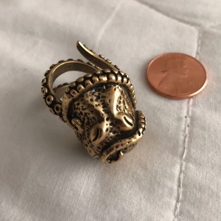 Large Octopus Ring Gold - Image 5