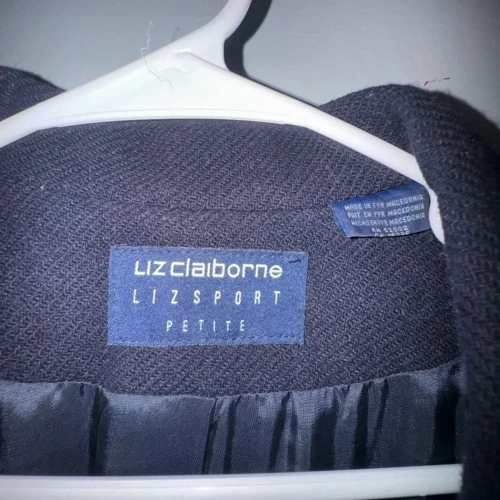 Vintage‎ Liz Claiborne women’s Liz Sport double button Blazer Petite Large Blue - Image 3
