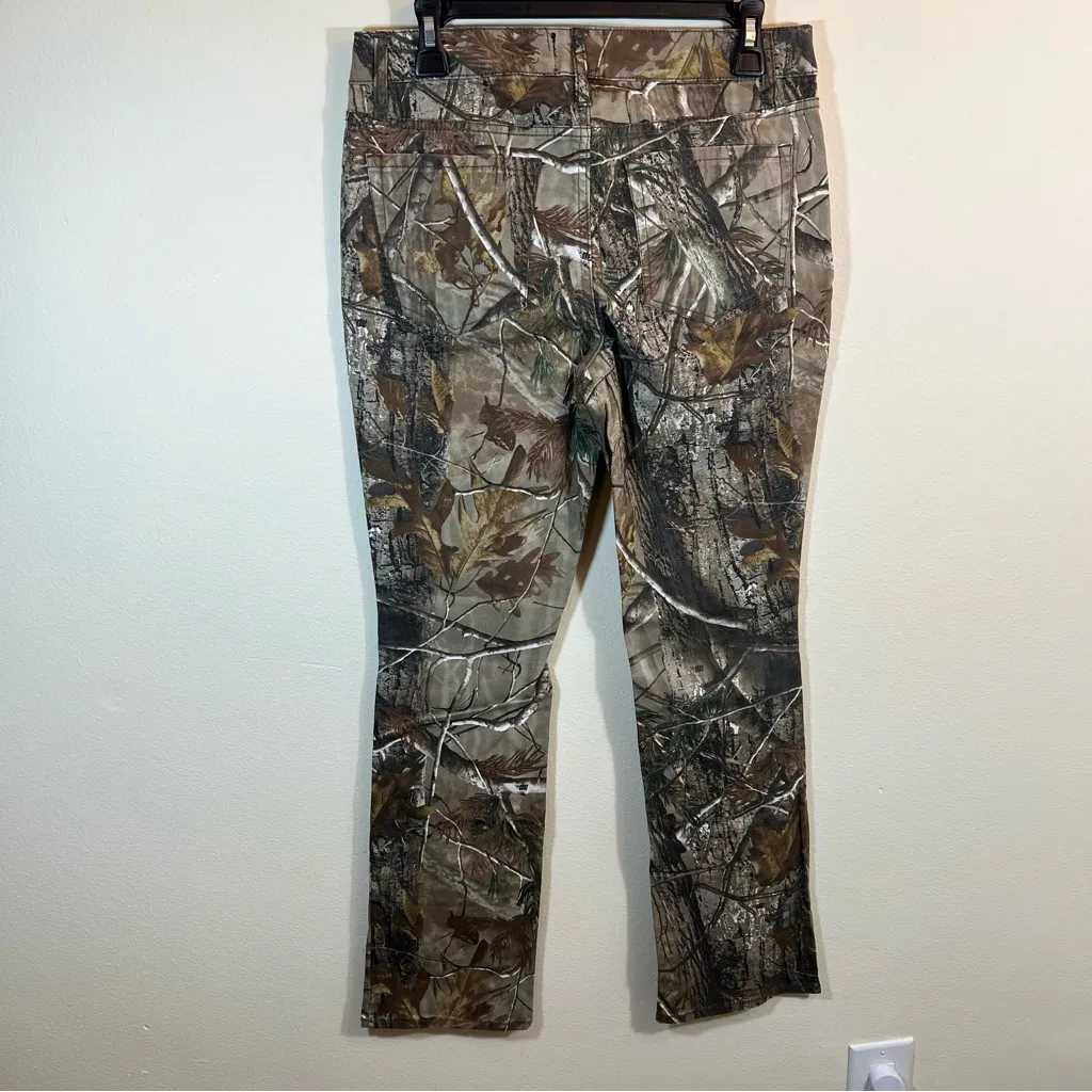 Realtree Women’s Camo Pants 8 - Image 6