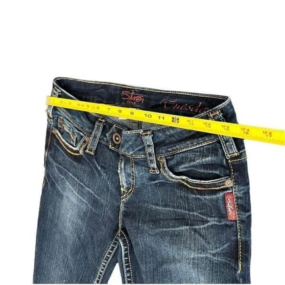 Silver jeans Co boots cut jeans size 28 - Image 3