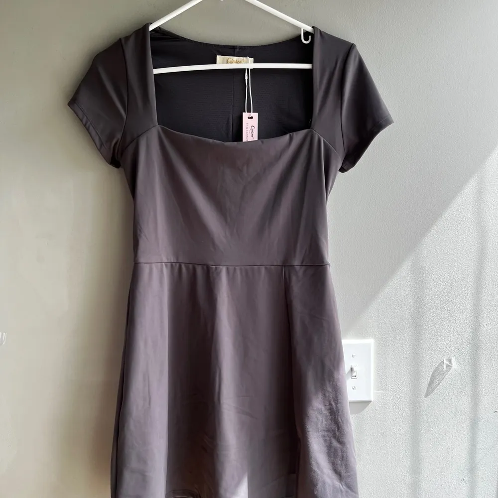 Qinsen Fit & Comfort Gray Square Neck Short Sleeve Mini Dress Medium Skims Like - Image 3