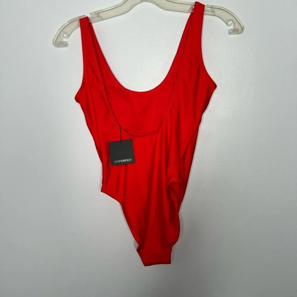 Dixperfect red one piece swimsuit size medium - Image 4