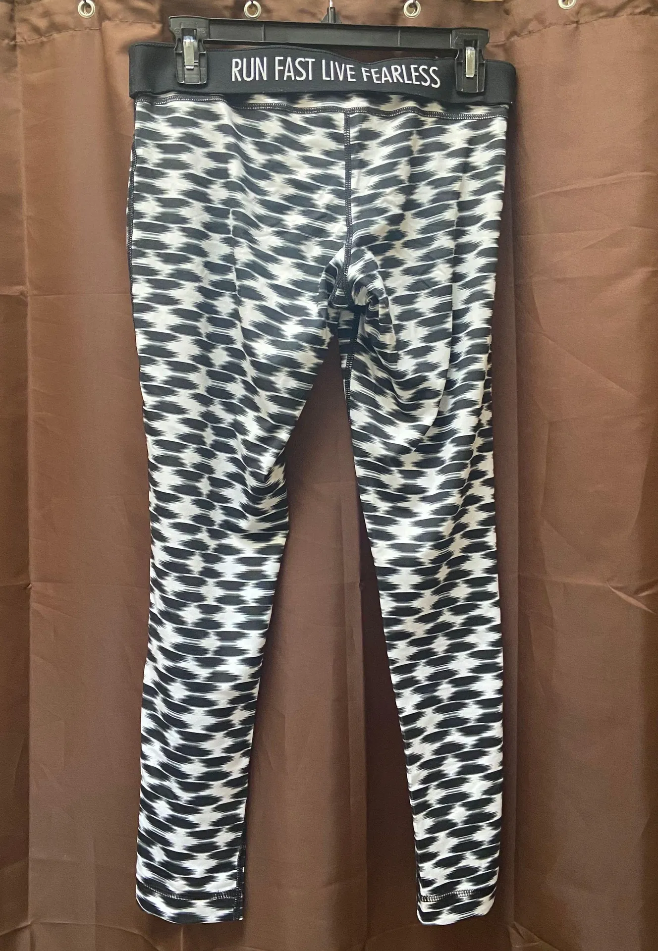 replay tight fit workout pants  size medium - Image 3