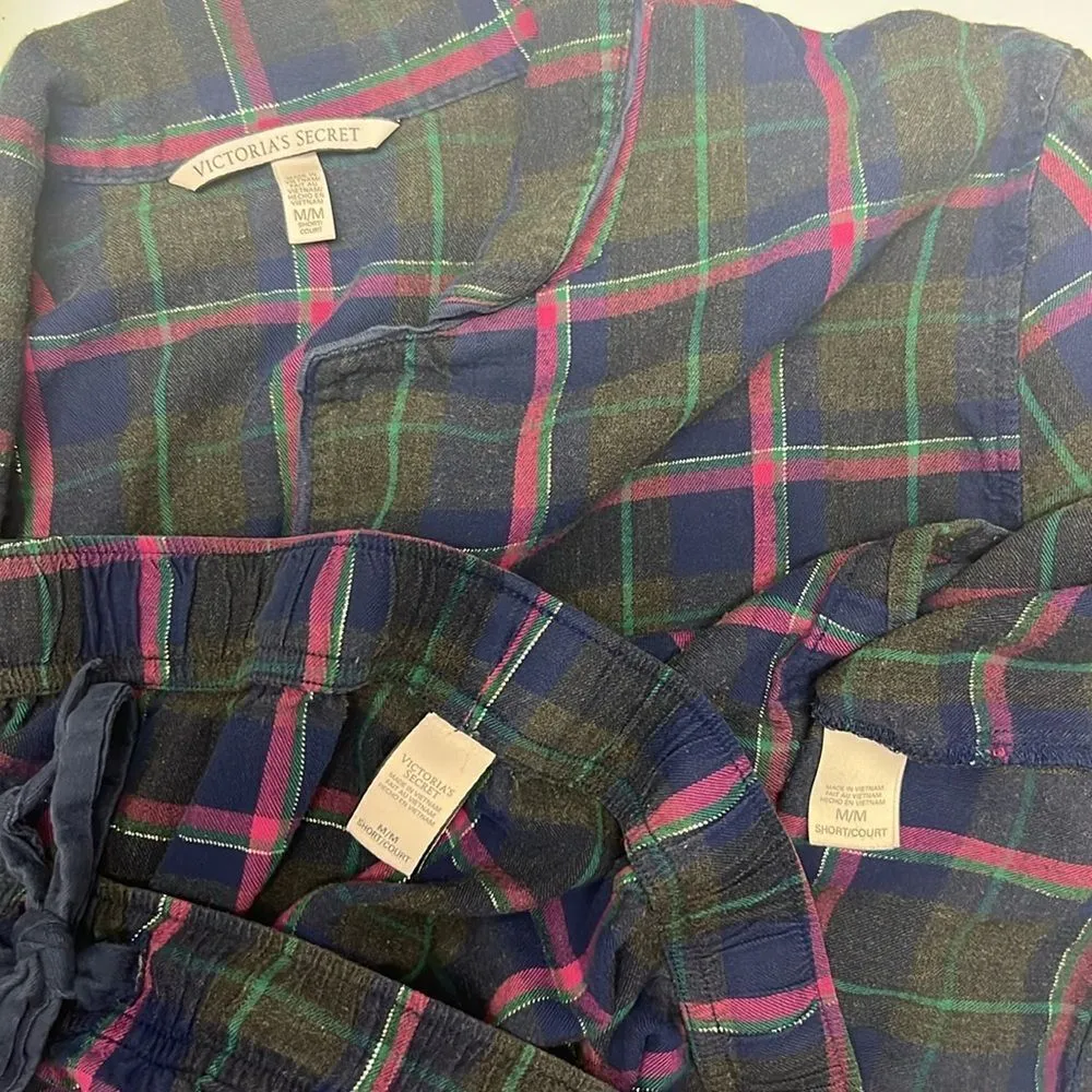Victoria’s Secret Blue Plaid Two Piece Pajama Set- Button Down Pull-On-Med Short - Image 16