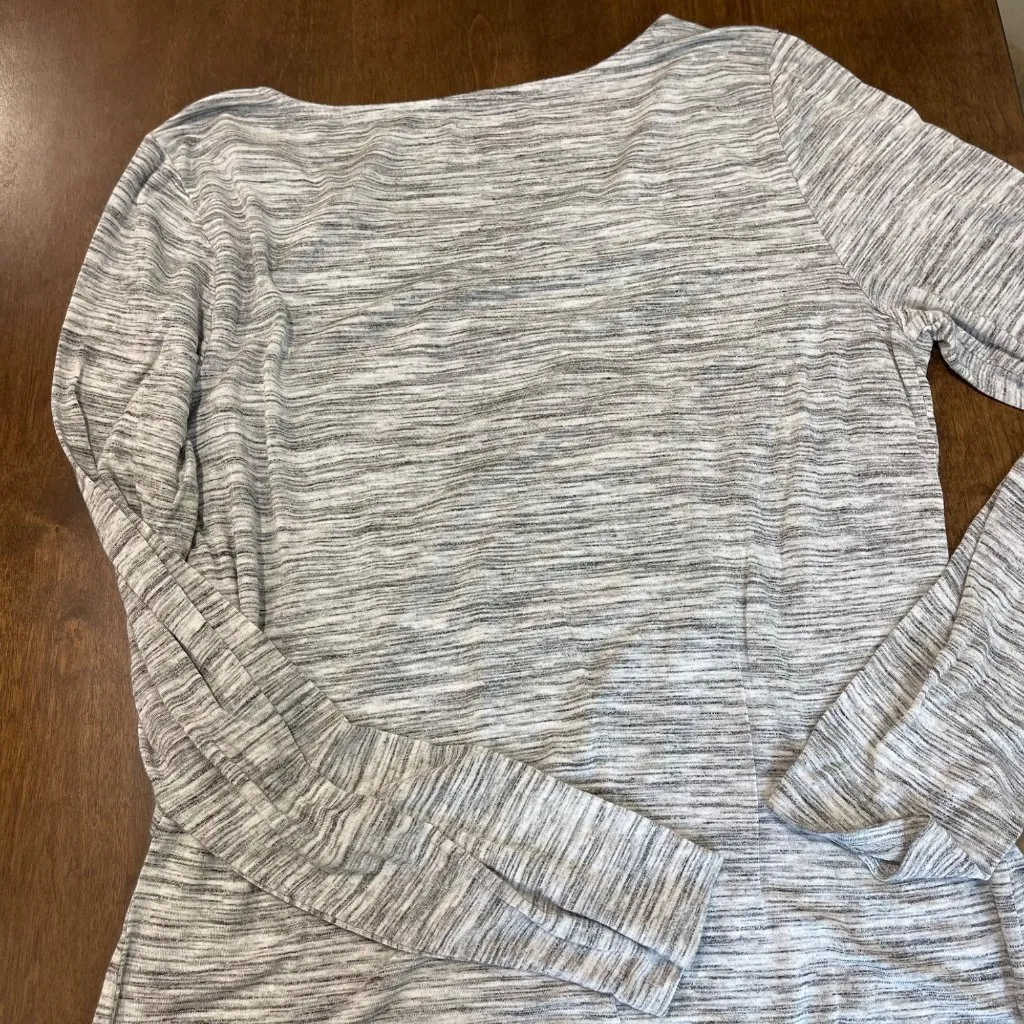 Motherhood‎ Maternity Nursing Top Women's Size Large Heathered Gray Long Sleeves - Image 5