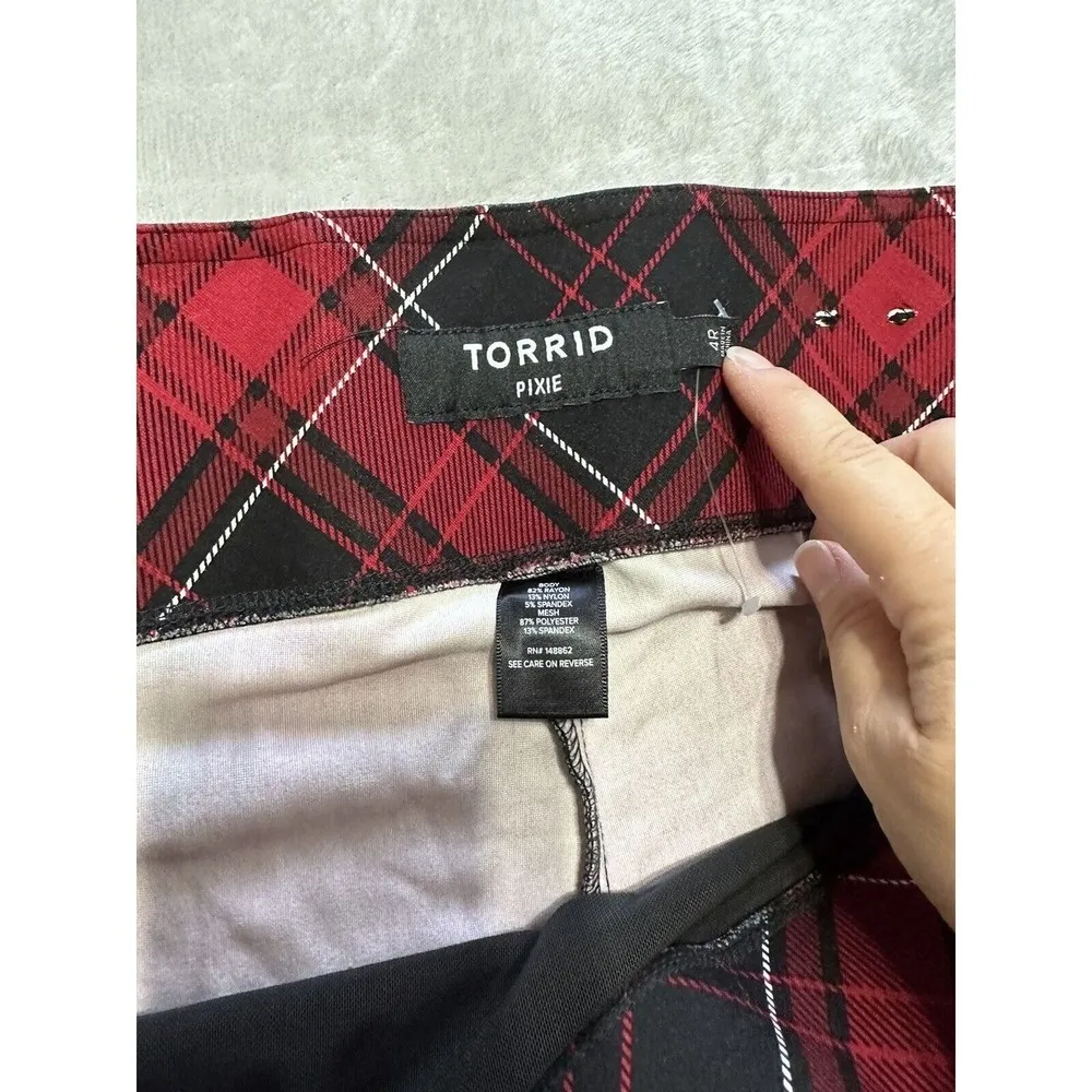 Torrid Womans Sz 4R Premium Ponte Red Plaid Pixie Pants Comfort NWOT - Image 8