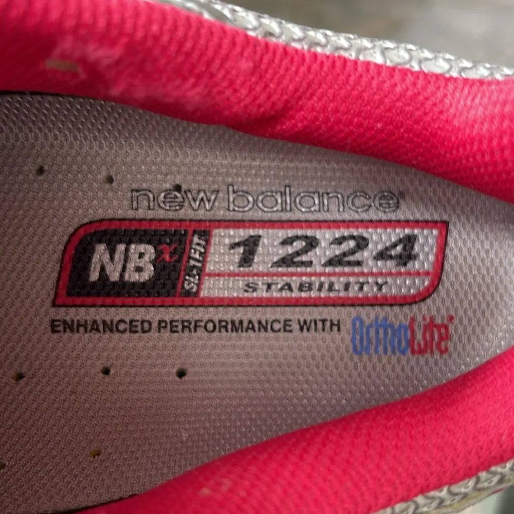 New Balance Women’s 1224 Running Shoe - Image 6