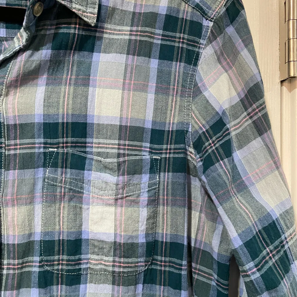 Eddie Bauer Size M Teal Blue plaid Cotton Lightweight Button Down Shirt Size M - Image 4