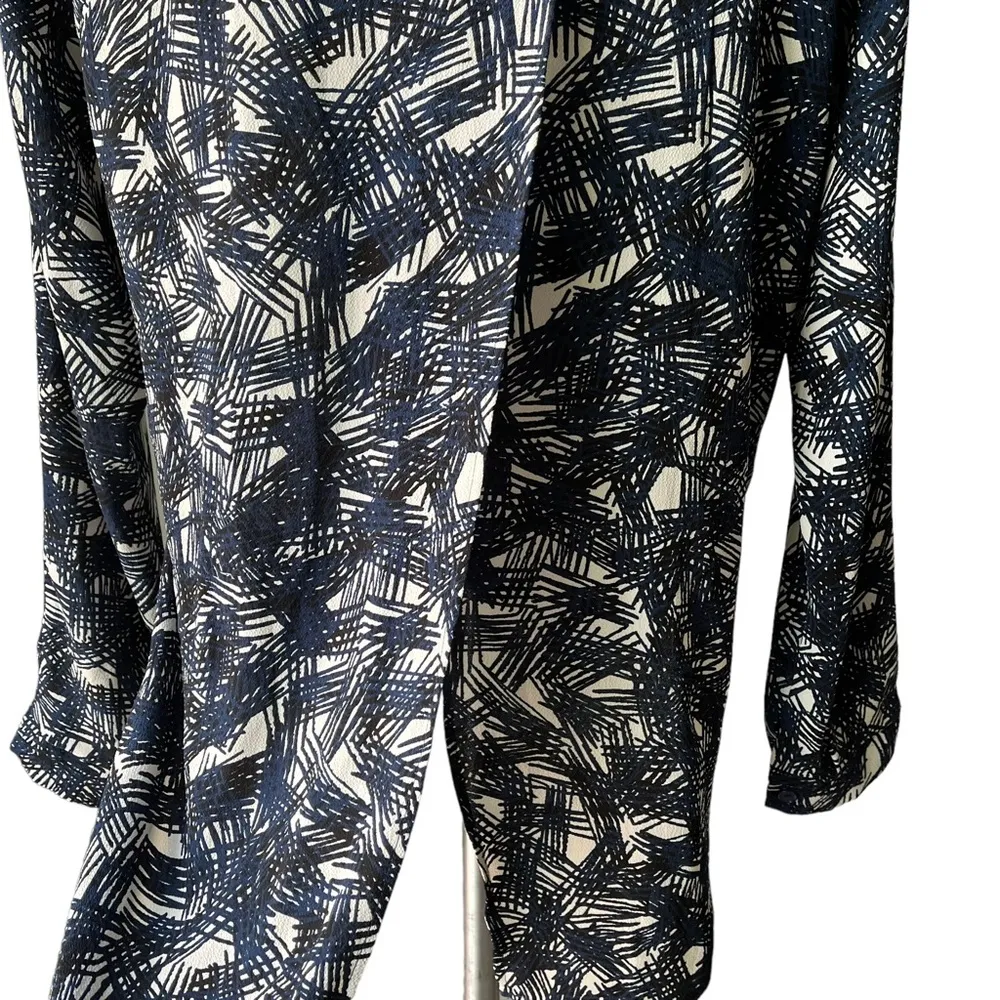 Anthropologie Astr Split Back Button Down Shirt, Sz M - Image 9