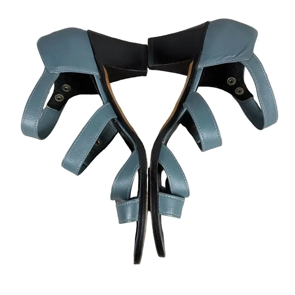 VINTAGE CHARLES JOURDAN Blue Leather Sandals Block Heels Italy 7.5 AA Narrow EUC - Image 4