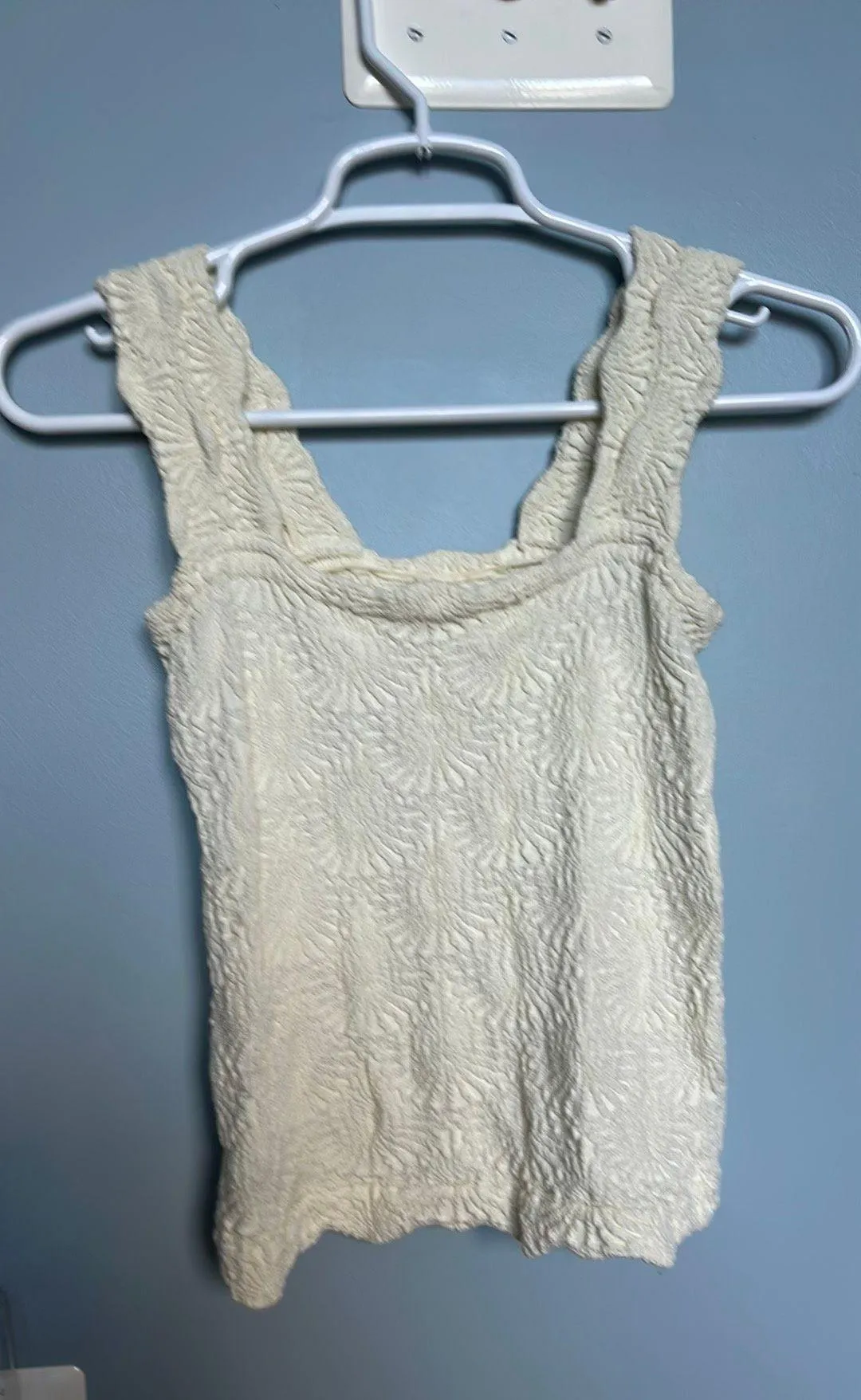 White swirl tank top  - Image 2