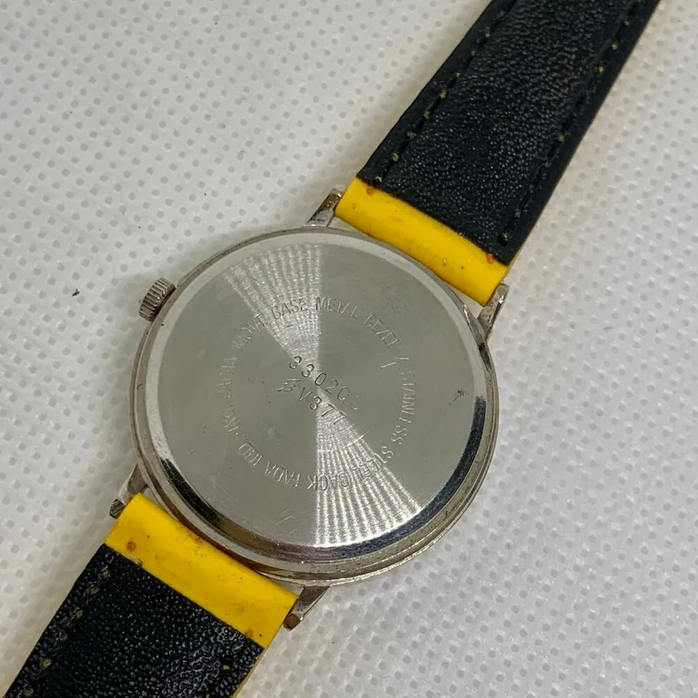 Vintage Xtime women/girls watch 28mm silver tone quartz yellow up to 7” running - Image 6