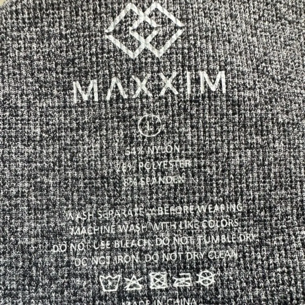 Maxxim Women's Booty Lifting Seamless Camouflage Pattern Workout Leggings Size L Black Size L - Image 6