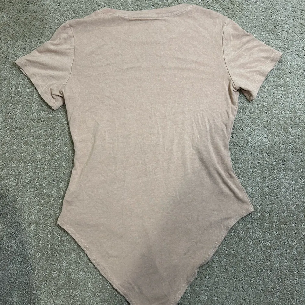 Women’s Large Tan Snap Button Short Sleeve Body Suit - Image 2