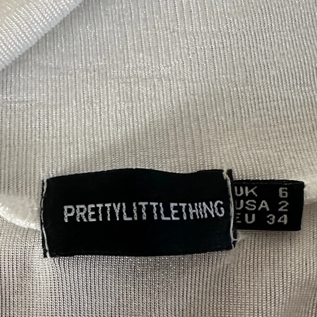 PrettyLittleThing White Ruched Button-Down Shirt - Image 4