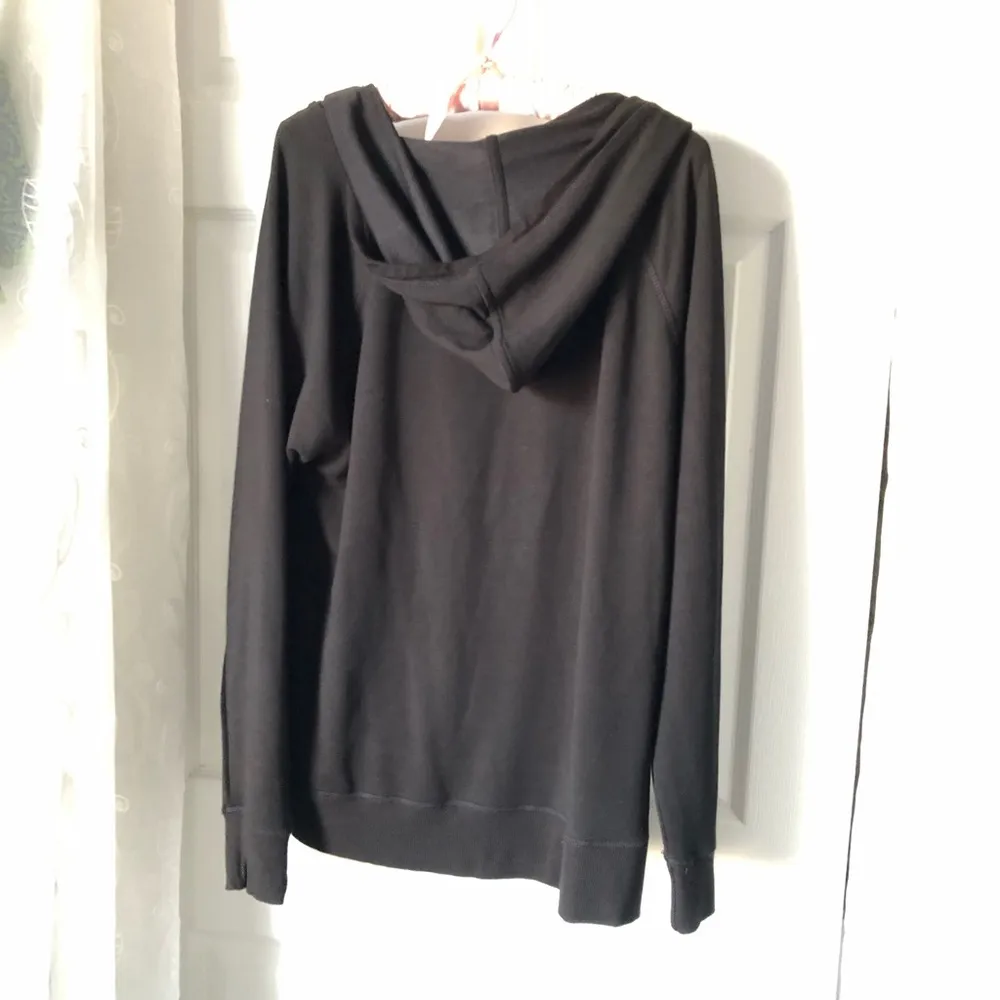 Lauren  Black Wrap v neck Hoodie top pullover women size XL - Image 9