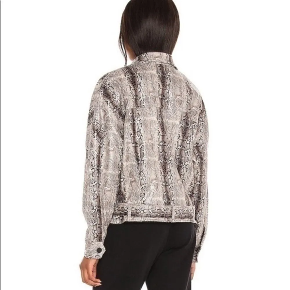 BLANKNYC Snake Print Faux Leather Here I Go Again Crop Jacket
Size Large NWT - Image 7