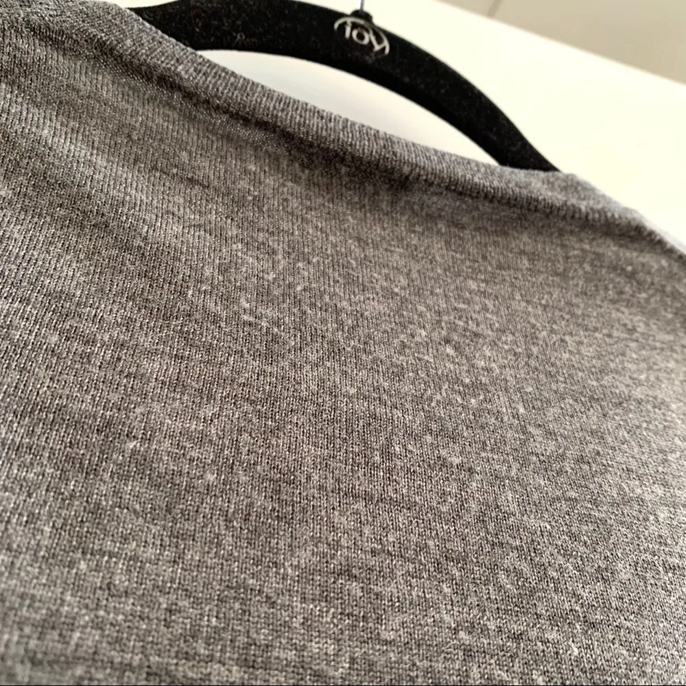 Club Monaco  Merino Wool V-Neck Pullover Sweater - Image 7