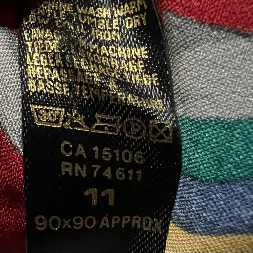 VINTAGE: Art of the Scarf exclusively for Tie Rack | womens Victorian scarf. - Image 13