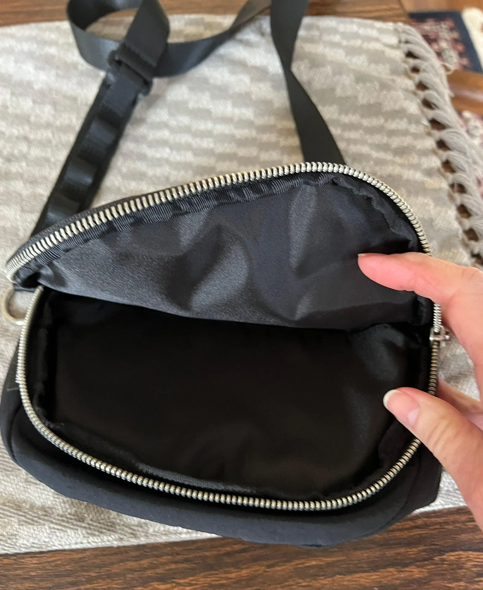 Lululemon Mini Festival Bag - Image 4