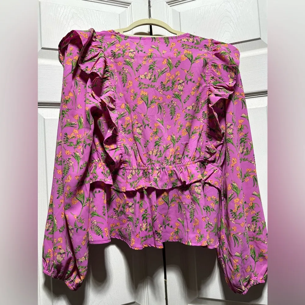 Entro boutique brand pink Large spring Floral Ruffle Women's Top - Image 4