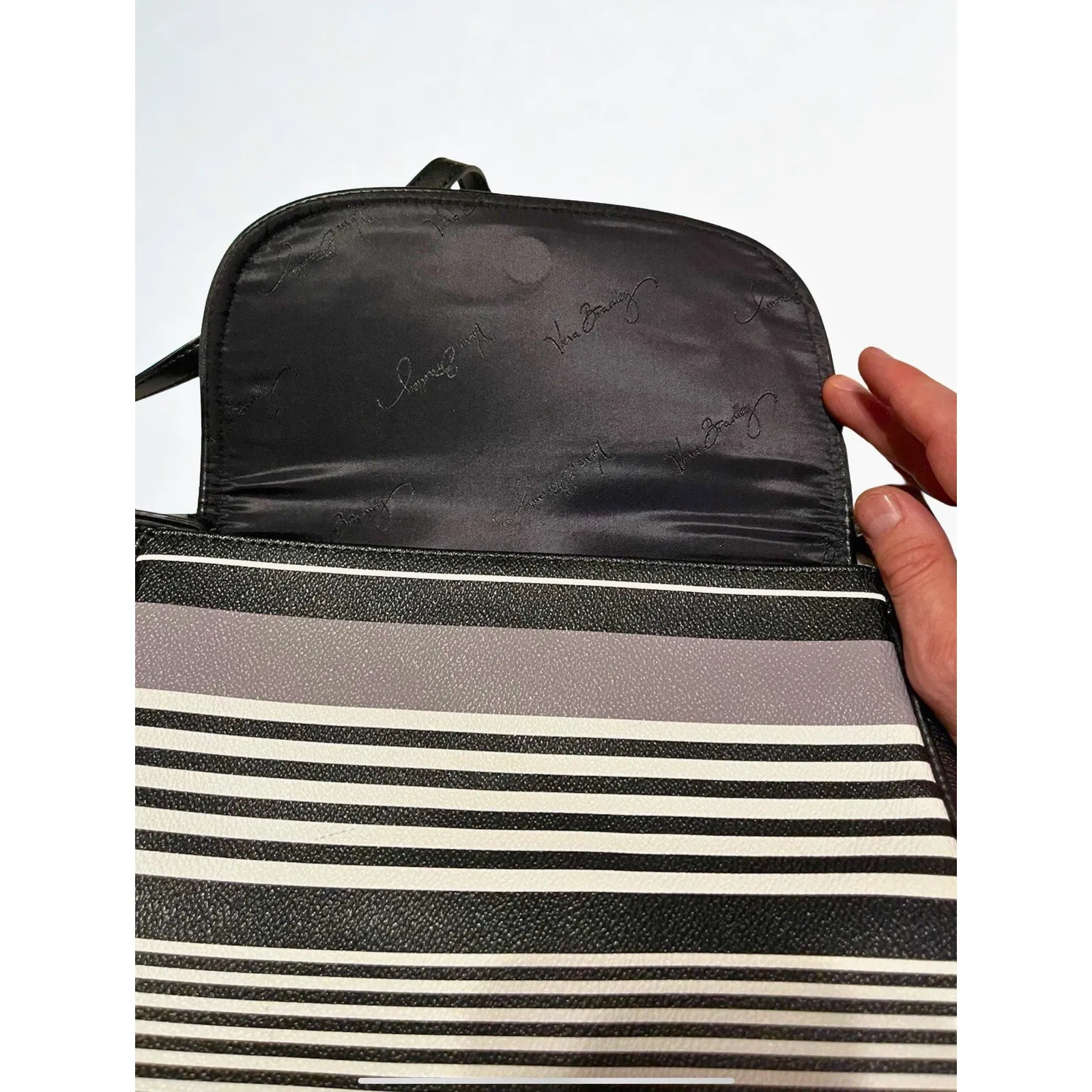 Striped Crossbody Bag and Wallet Set,‎ Stylish Everyday Purse - Image 7