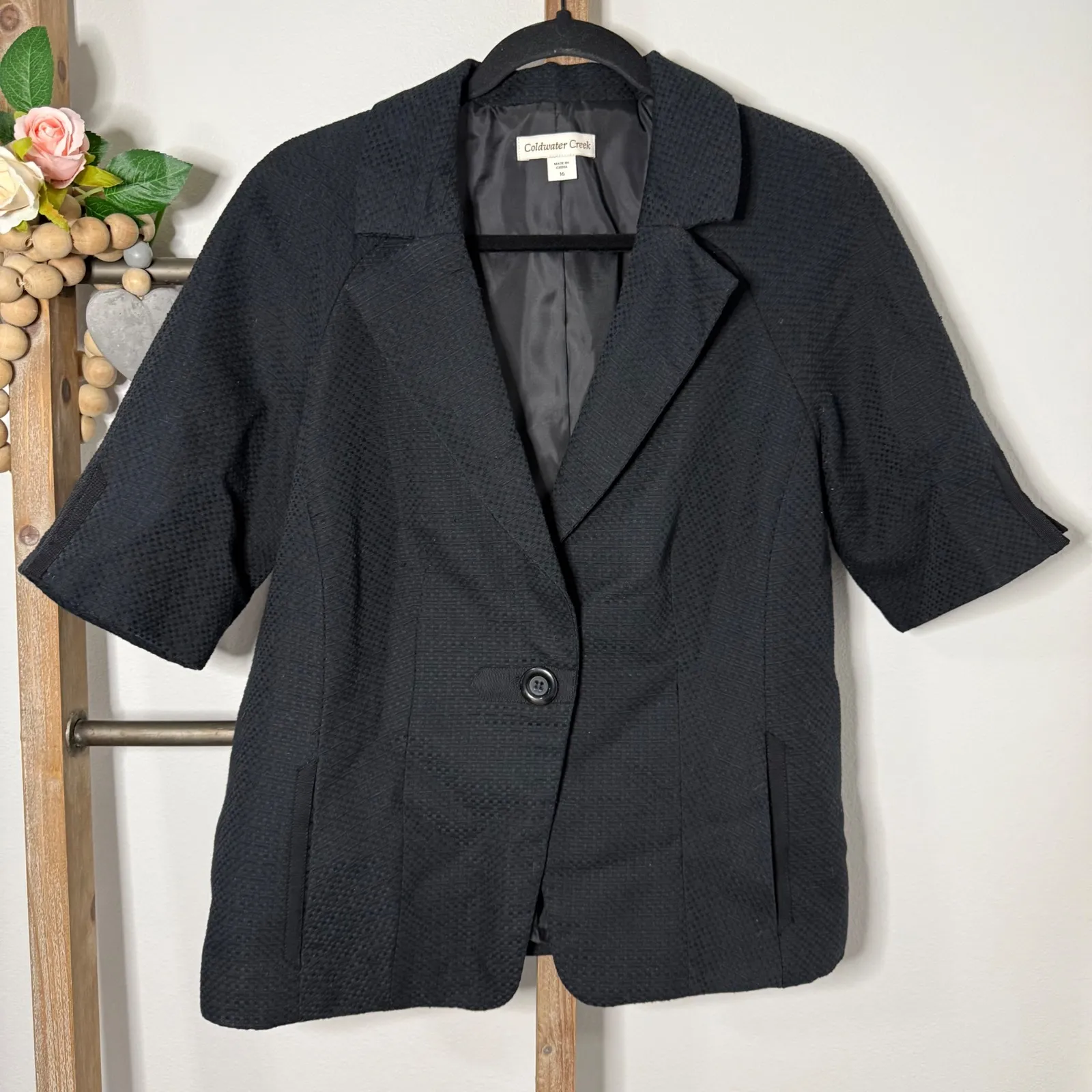 Coldwater Creek Black Textured Blazer Short Sleeve Button Front Womens Size 16 - Image 2