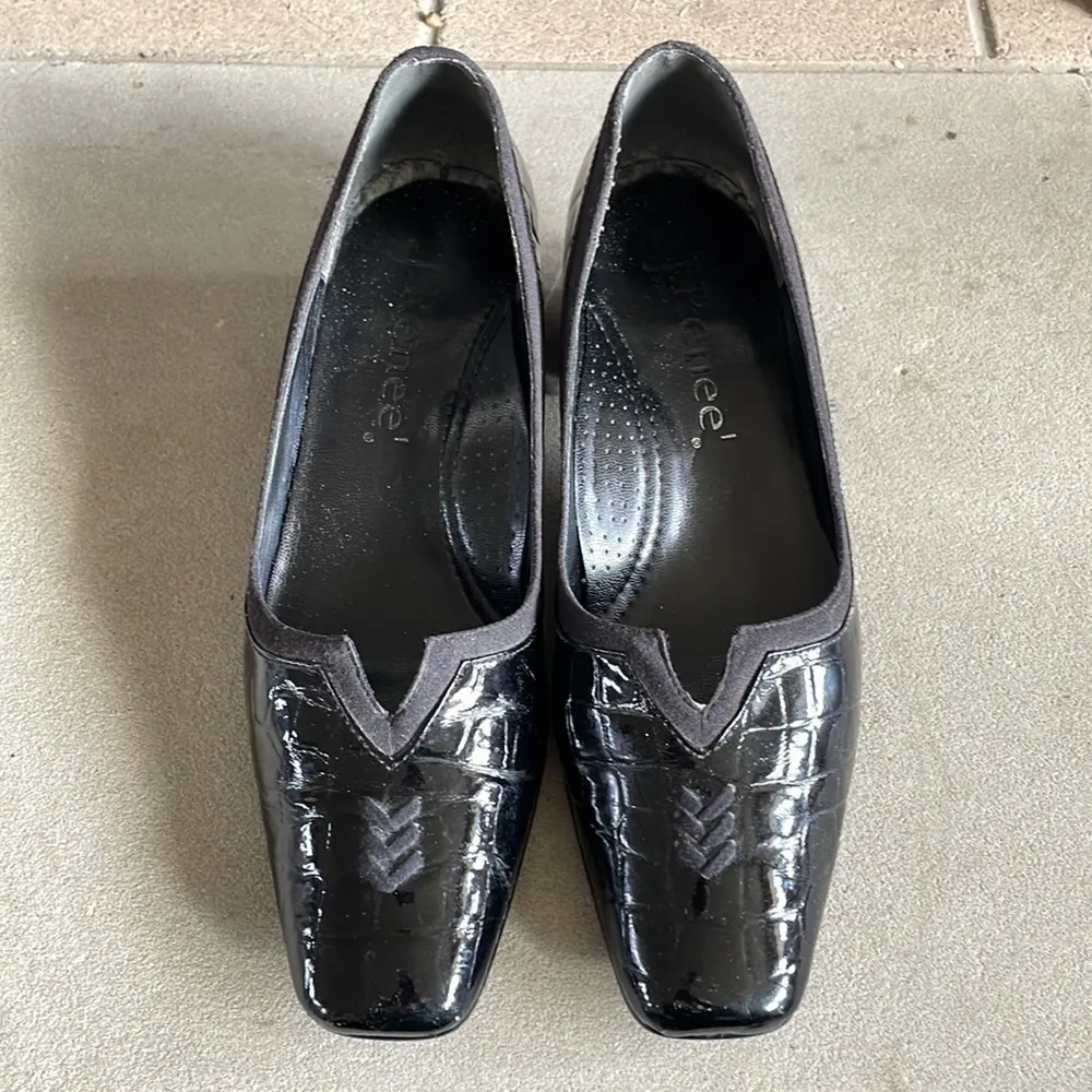 J. Renee black tortoise shell pattern heels sz 7 - Image 2