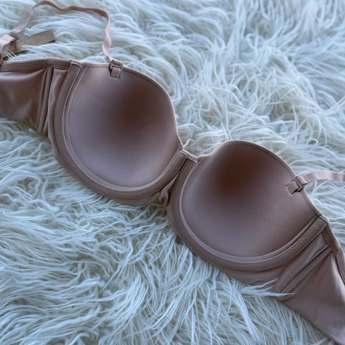 Skims Fits Everybody Strapless Bra Mica Size 36C - Image 8