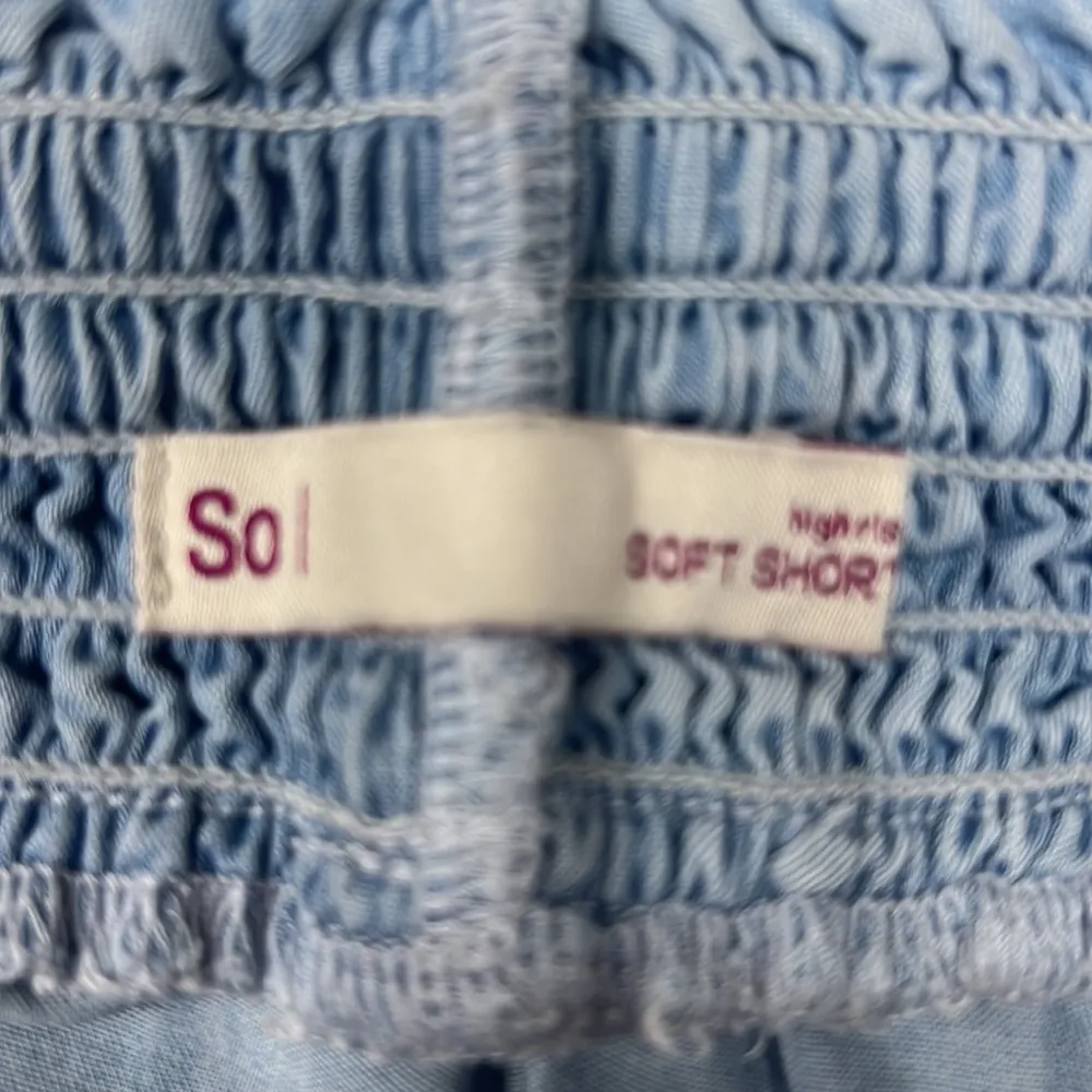 SO Light weight Drawstring Shorts - Image 4