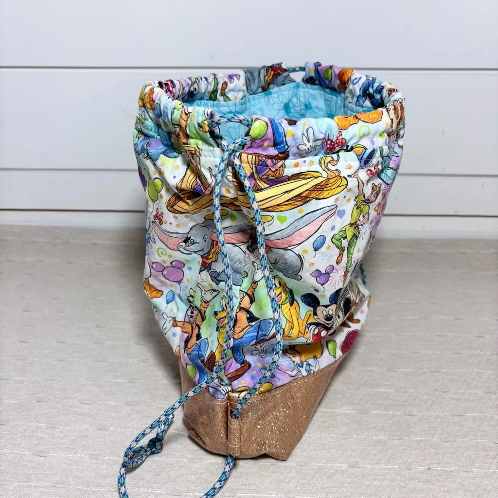 Hand‎ made Disney Drawstring bag with Stitch,Mickey Mouse, Minnie Mouse, Goofy Gold - Image 3