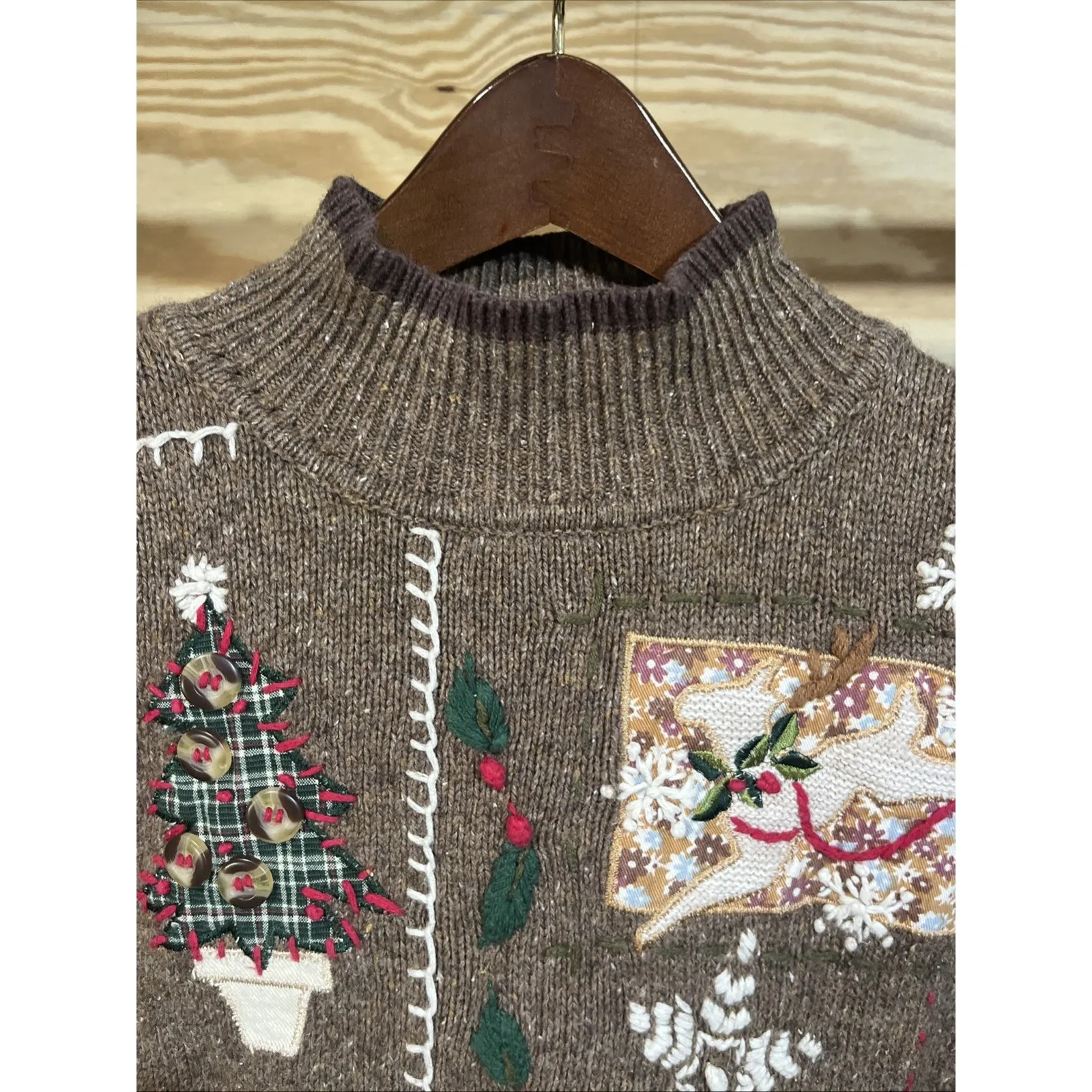 VTG B.P. Design Patchwork Embroidered Christmas Sweater Women's Sz Medium Brown - Image 5