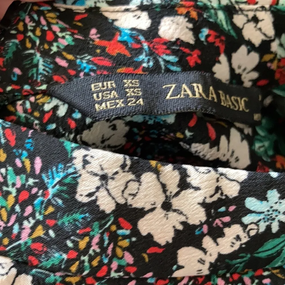 Zara Mock Neck Dress Floral Kimono A Line Fit Flare Wide Sleeve Holiday Green XS - Image 6