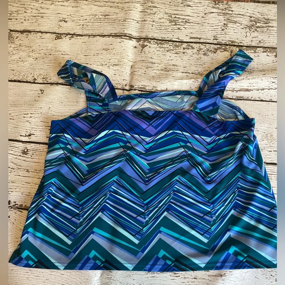 Worthington  Petite Vintage Geometric zig zag Blue & Purple Cropped Tank XL EUC - Image 6