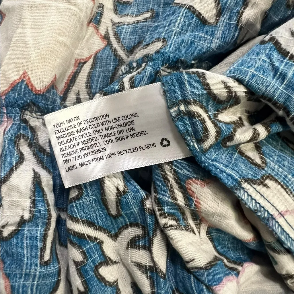 Floral Blue and White Dress maxi wrap - Image 3