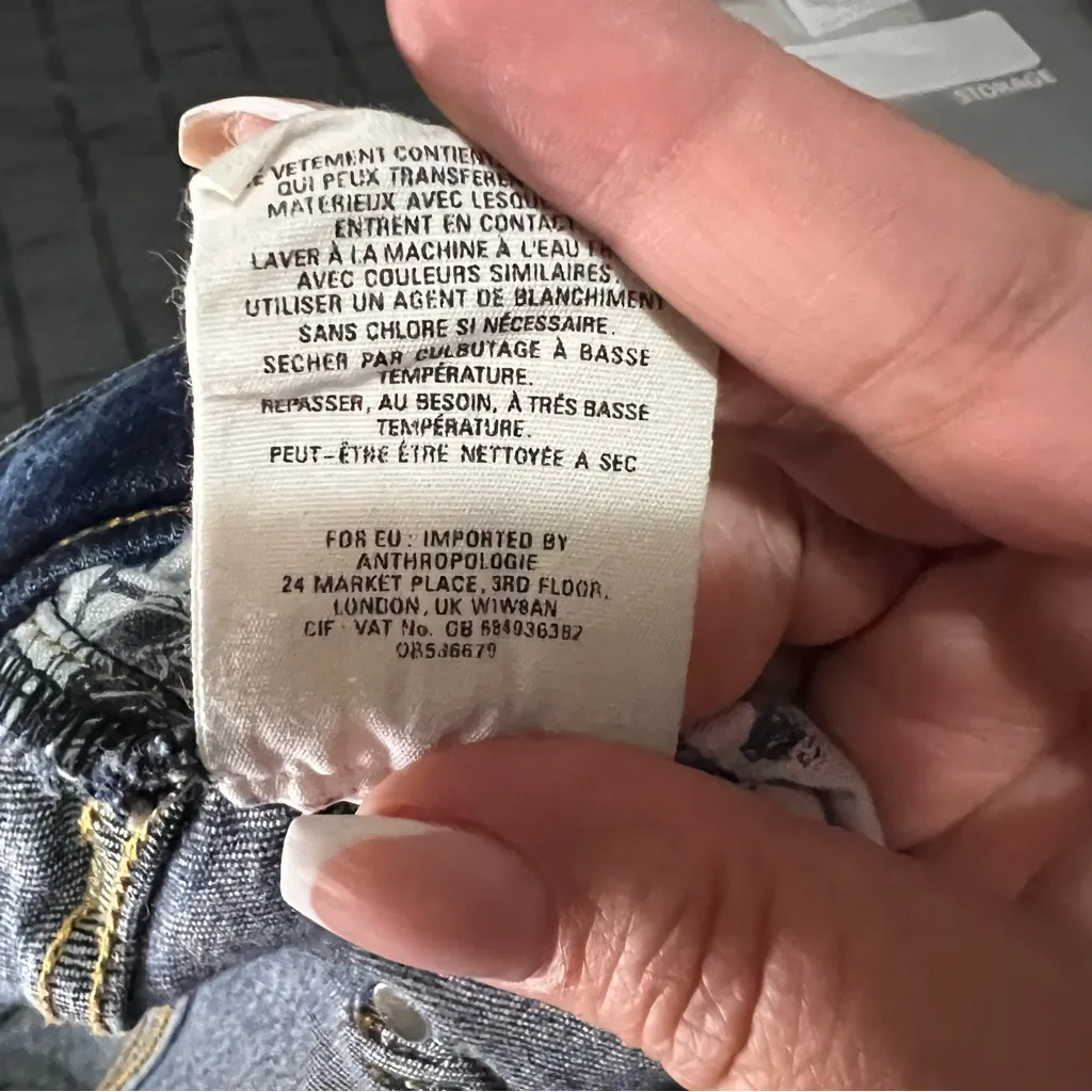 Anthropologie  Script Raw Hem Cropped Denim Jeans - Image 16