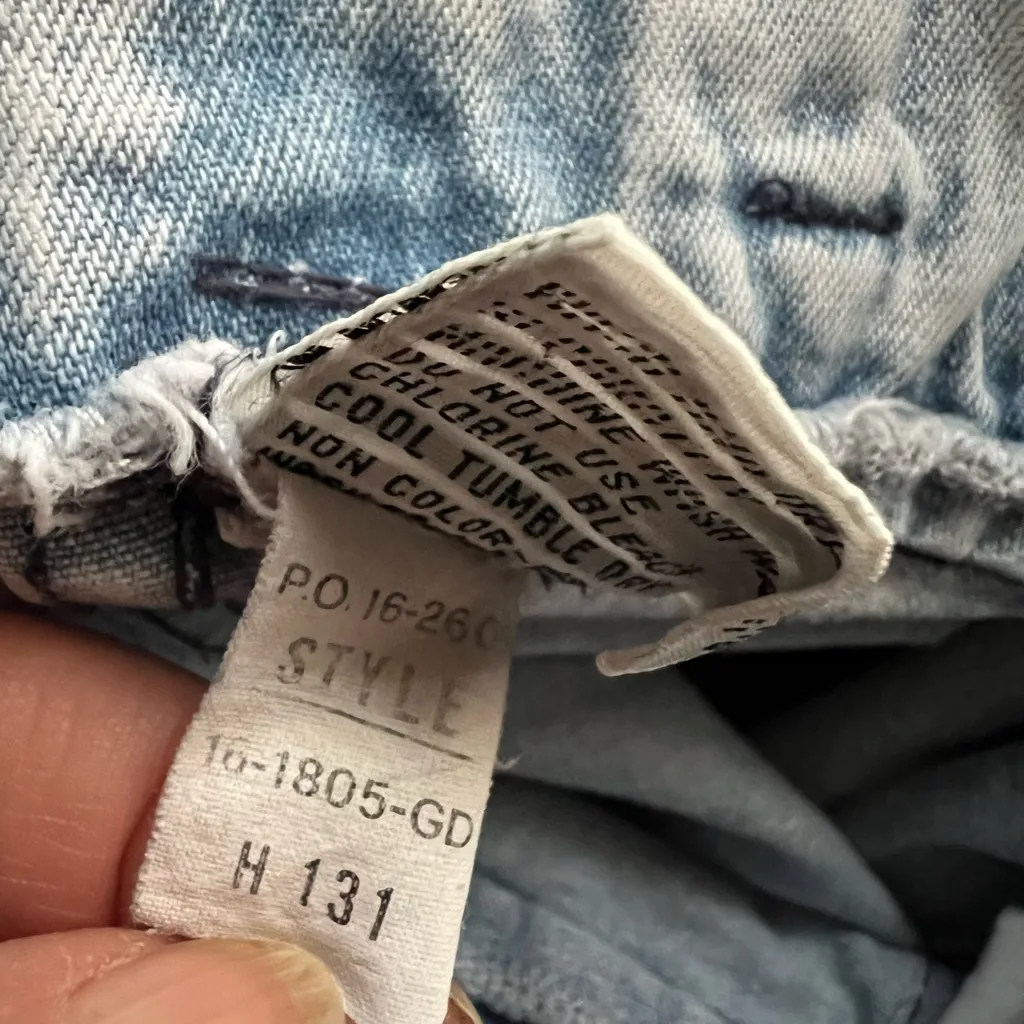 Vintage 80’s Jordache acid wash pleated high waisted denim jeans. SZ.14 - Image 10