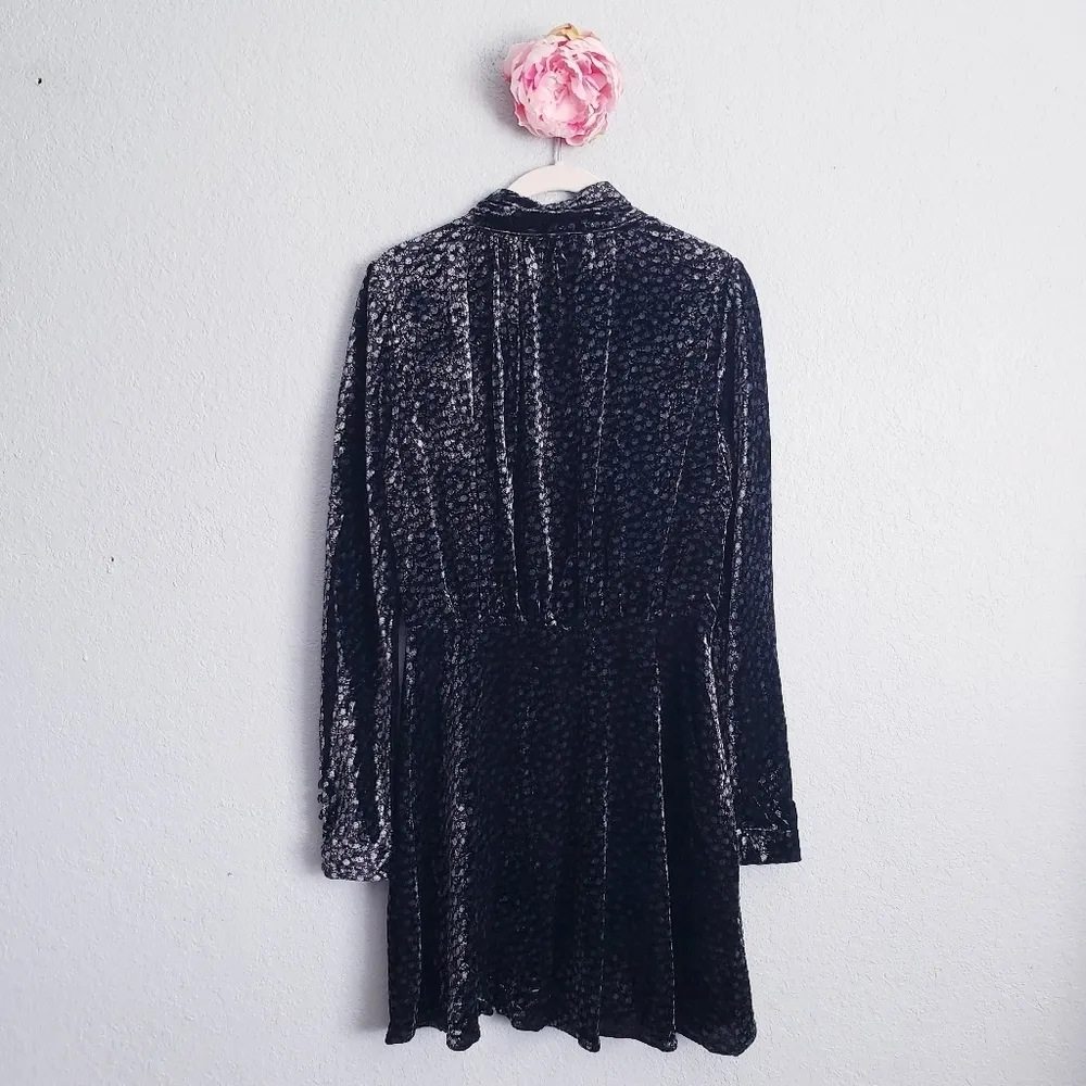 Zara Black and Blue Long Sleeve Velvet Mini Dress - Image 7