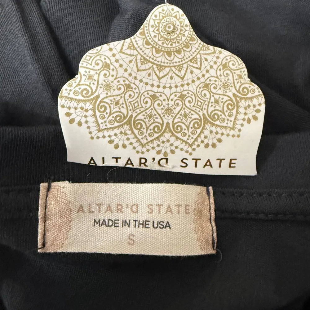 Altar'd State Graphic Tee Shirt Size S Gray Cowgirls Can’t Be Tamed - Image 6